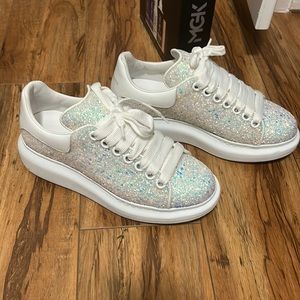 Size 36 (6) brand new Alexander McQueens. White glitter. AUTHENTIC!